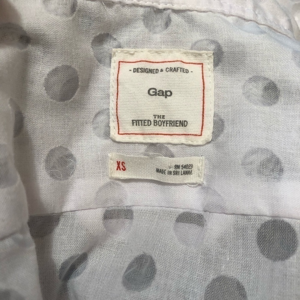 GAP Boyfriend Button Down W/See Thru Polka Dots - Picture 4 of 4